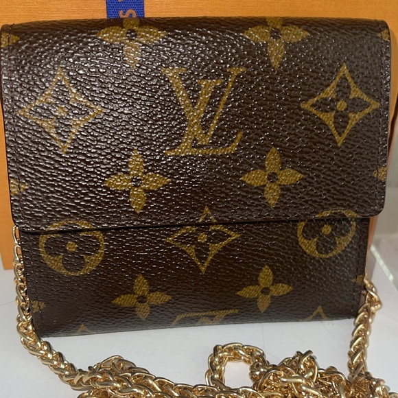 Louis Vuitton monogram Elise bifold crossbody wallet 🔥 - Picture 2 of 13